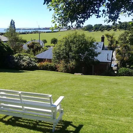 Blue Penguin Villa Timaru Buitenkant foto