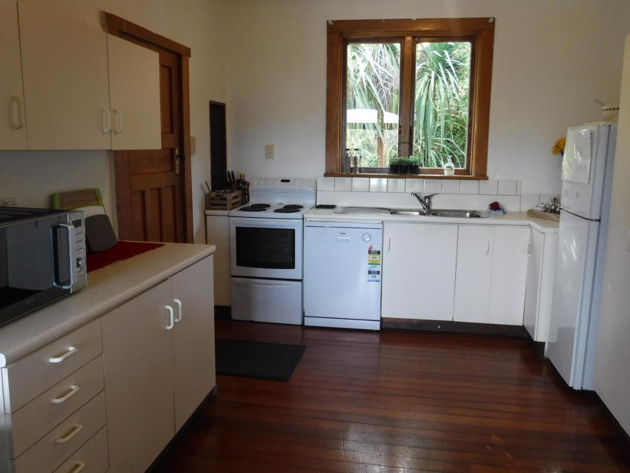Blue Penguin Villa Timaru Buitenkant foto